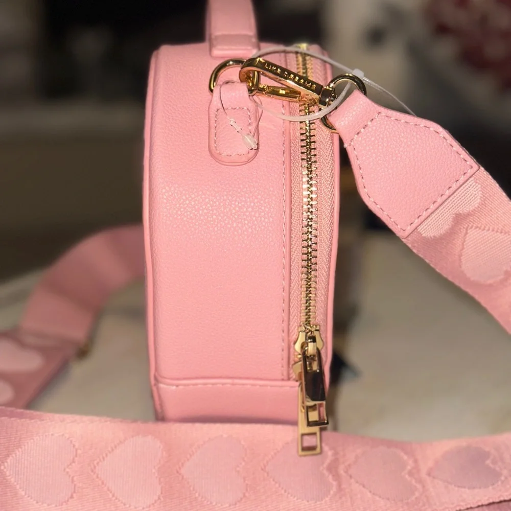 Like Dreams Pink Zipper Heartbreaker Valentines Day Heart Shaped Purse. New - Picture 7 of 7